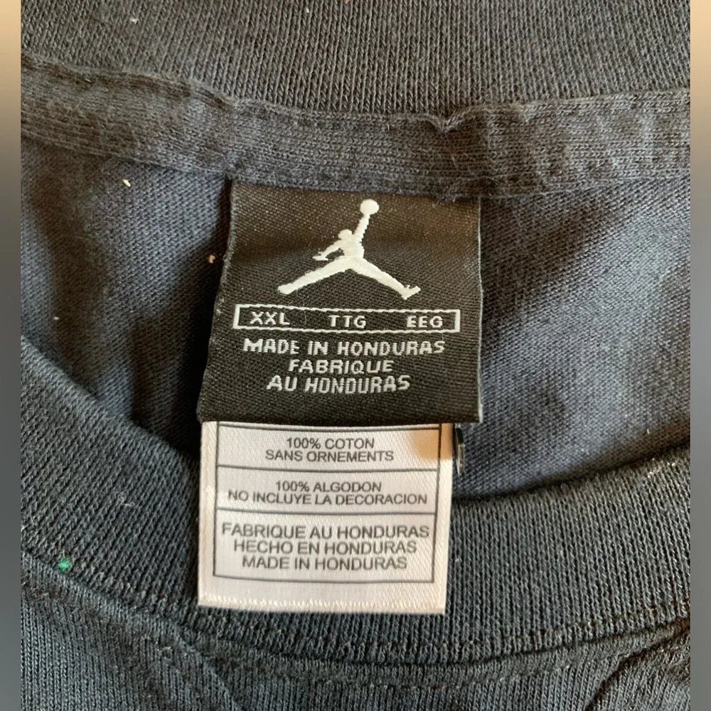 Nike Air Jordan Black Long Sleeve Shirt Men's XXL Sneaker‎ Design